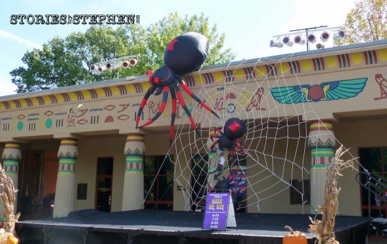 The Memphis Zoo was decorated for Halloween.